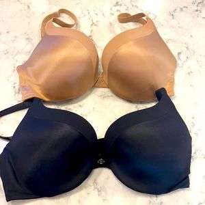Victoria Secret “VERY SEXY
So Obsessed Add-1½-Cups Push-Up Bra” 34C
